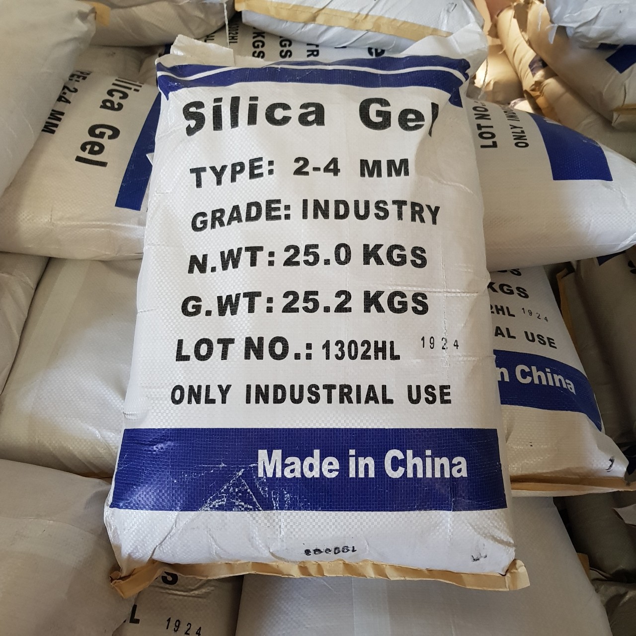 Bao hạt chống ẩm silica gel 25kg
